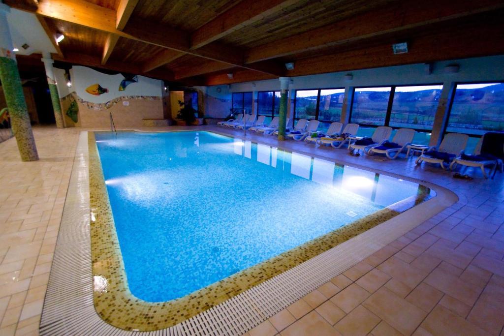 Hetkuti Wellness Hotel Es Lovaspark Mór Εξωτερικό φωτογραφία